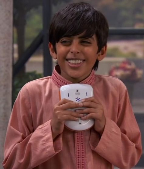 Ravi From Jessie, Ravi Jessie, Ravi Ross, Jessie Cast, Jessie Movie, Jessie Halloween, Hey Jessie, Karan Brar, Waves Song