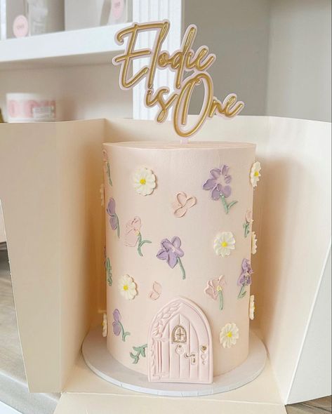 My Fairy First Birthday Cake, Fairy Birthday Smash Cake, Fairly First Birthday, Fairy First Smash Cake, Fairy First Birthday Cupcakes, Fairy First Birthday Party Cake, Fairy First Birthday Cake Smash, Fairy First Birthday Smash Cake, Fairy First Birthday Theme