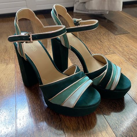 70s Platform Shoes, Favorite Shoes, Swim Suits, Michael Kors Shoes, 70s Fashion, Fashion Sewing, Platform Shoes, Platform Heels, Tri Color