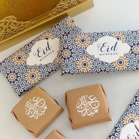 Eid Chocolates, Chocolate Hampers, Hamper Boxes, Wedding Design Decoration, Chocolate Design, Jimmy Carter, Eid Al Fitr, March 2023, Ronald Reagan