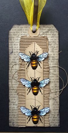 Hello fellow Crafters, Over at the Tag Along Challenge blog the theme this week is bees. Here's mine: I glued some texted pattern... Diy Totem, Bee Tags, Totem Poles, Folding Origami, Scrapbook Tag, Bee Cards, Atc Cards, Handmade Gift Tags, Bee Crafts