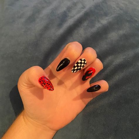 Rock And Roll Nails Ideas, 80s Rock Nails, Flame And Checkered Nails, Rock And Roll Nails Design, Acdc Nails, Rocker Nails Punk, Rock Concert Nail Ideas, Edgy Halloween Nails, Rock N Roll Nails