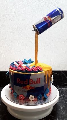 Redbull Cake Ideas, Red Bull Cake Ideas, Redbull Cake, Red Bull Cake, Stuffed Cake, Red Bull Drinks, Diy Hello Kitty, 18th Cake, Birthday Cake Decorating Ideas