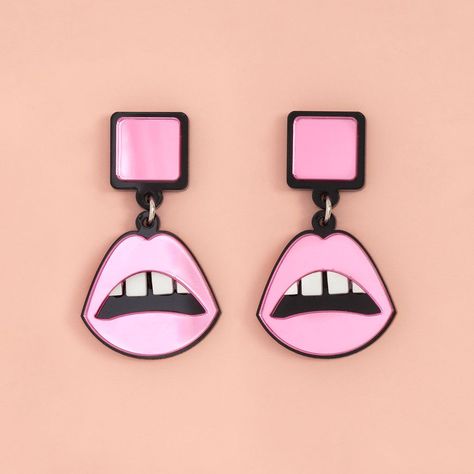 Dolly Fashion, Earrings Ideas, Funky Earrings, Art Earrings, Pink Jewelry, Everything Pink, Art Accessories, Pink Lips, White Elephant Gifts