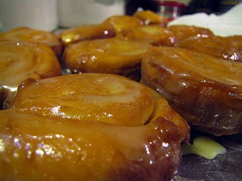 Home Made Honey Buns, Honey Bun Recipe Homemade, Homemade Honeybuns, Honeybun Recipe, Honey Buns Homemade, Honey Buns Recipe, Homemade Honey Buns, Fried Pastry, Honey Drizzle