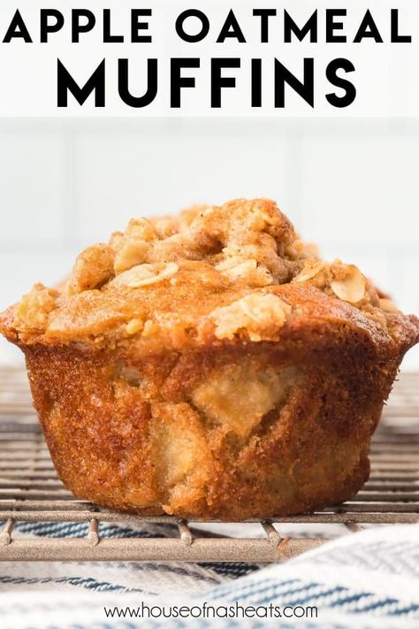 Oatmeal Muffins Breakfast, Easy Grab And Go Breakfast, Apple Oatmeal Muffins, Oatmeal Muffin Recipes, Cooking Oatmeal, Apples Cinnamon, Apple Oatmeal, Oat Muffins, Apple Muffins