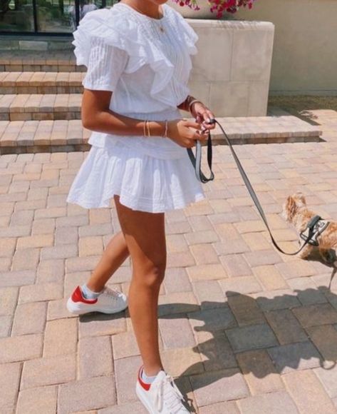 Preppy White Dress Outfit, Love Shack Fancy Outfit, Love Shack Fancy Dress Aesthetic, White Love Shack Fancy Dress, Love Shack Fancy Skirt Outfit, Love Shack Fancy Dress White, Love Shack Fancy White Dress, Fancy Skirt Outfits, Love Shack Fancy Dress