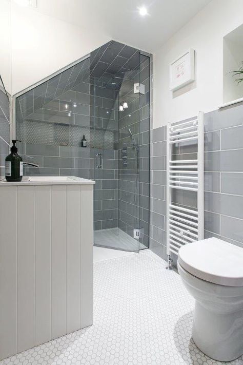 Under stair shower room Small Bathroom Ideas With Shower Under Stairs, Shower Room Under Stairs, Bathroom Under Stairs With Shower Layout, Shower Under Stairs, Under The Stairs Bathroom, Under Stairs Bathroom, Stair Bathroom, Alpine Cottage, Under Staircase