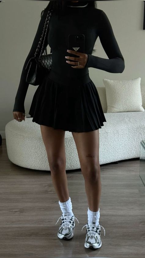 - Check more at https://howcandothis.com/womenstyle/146817/ Semi Causal, Tennis Skirt Outfit Black, Brown Barbie, Tennis Skirt Outfits, Tennis Skirt Outfit, Mirror Flicks, Classy Fits, Fitness Wear Outfits, Mia 3