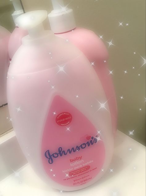 Johnsons Baby Aesthetic, Baby Lotion Aesthetic, Hygiene Aesthetic, Johnson Shampoo, Clean Core, Pink Core, Baby Pink Aesthetic, 2000s Aesthetic, My Bathroom