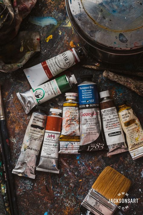 Cadmium Yellow, Oil Paint Set, Paint Photography, Paint Tubes, Yellow Tone, Pallet Painting, Artist Aesthetic, Dry Oil, Oil Painters