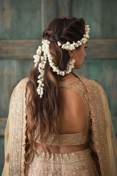 Non-Bridal Hairstyles For The Brides Who Want To Go Off Beat! | WedMeGood Easy Wedding Guest Hairstyles, Hairstyles For Indian Wedding, Engagement Hairstyles, Bridal Bun, Bridal Hair Inspiration, Indian Wedding Hairstyles, Flowers In Her Hair, Open Hairstyles, Wedding Guest Hairstyles