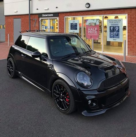 All Black Mini Cooper, Mini Cooper Modified, Mini Cooper S Modified, Mini Cooper S R56, Black Mini Cooper, 2005 Mini Cooper, Mini Cooper Sport, Mini Cooper Accessories, Mini Cooper Custom