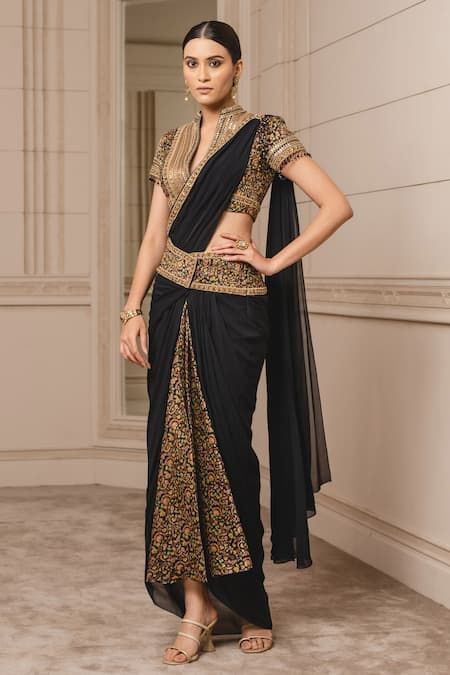 Buy Black Blouse - Silk Dupion Embroidered Printed Concept Saree With For Women by Tarun Tahiliani Online at Aza Fashions. Black Floral Blouse, Printed Silk Blouses, Dress Design Patterns, Tarun Tahiliani, Stylish Dress Book, Indian Attire, Saree With Blouse, Blouse Online, Printed Silk