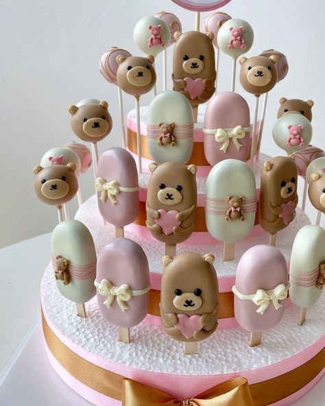 All Posts • Instagram Birthday Cake Cake Pops, Fancy Cake Pops, Cake Cones, Cake In A Cone, Cake Pop Decorating, Birthday Cake Pops, Cookie Bakery, Baby Shower Treats, Sweet Dishes Recipes