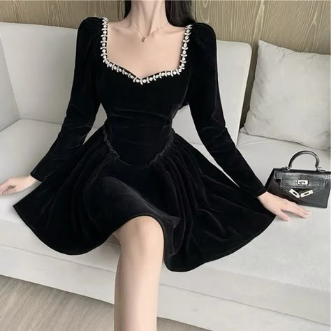 Korean Fashion Dress Classy, Little Black Dress Classy, Black Slim Dress, Pretty Black Dresses, Elegant Casual Dress, Velvet Sleeve, Black Dresses Classy, Party Wear Gown, Dress 2022