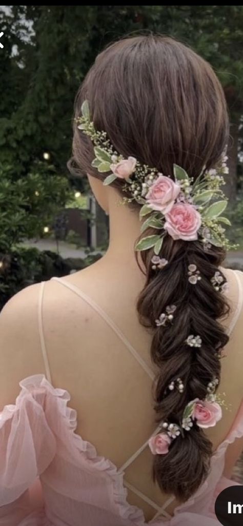 Blonde Fade, Barbie Rapunzel, Fishtail Hairstyles, Bridal Hairdo, Flower Braids, Rapunzel Hair, Quinceanera Hairstyles, Ball Hairstyles, Fairy Hair