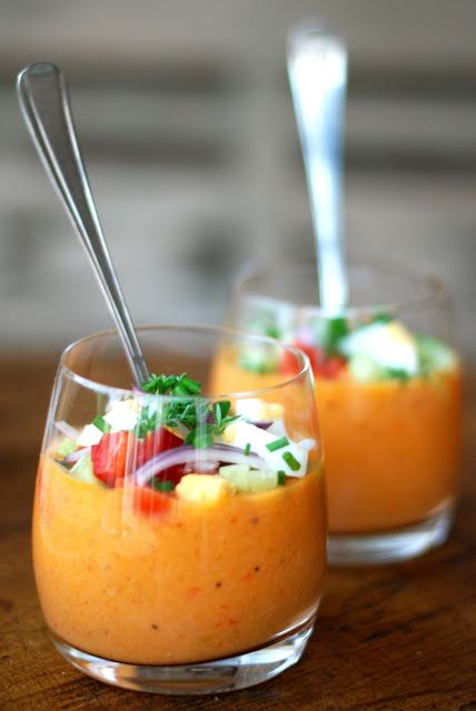 Gazpacho Recipe, Tapas Recipes, Happy Foods, Gazpacho, Finger Food, Finger Foods, Food Inspiration, Love Food, Mexican Food Recipes