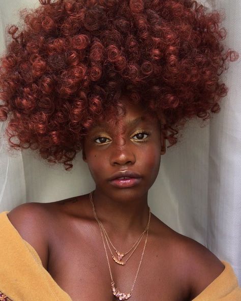 These Women Make Us Want To Go Red Dyed Curly Hair, Diy Hair Color, Red Curly Hair, Ginger Hair Color, Colored Curly Hair, Dyed Natural Hair, Dye My Hair, Red Hair Color, Hair Inspo Color