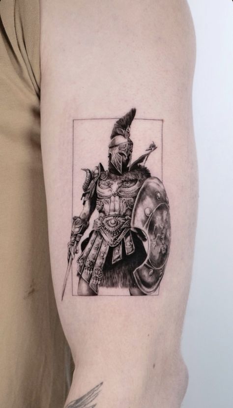 Tattoo Ideas Spartan, Microrealism Tattoo Men Arm, Micro Realism Sleeve Tattoo, Tattoo Fine Line Sleeve, Rear Shoulder Tattoo, Fine Line Warrior Tattoo, Mens Fineline Tattoo, Roman Tattoo Ideas For Men, Roman Tatoos Men