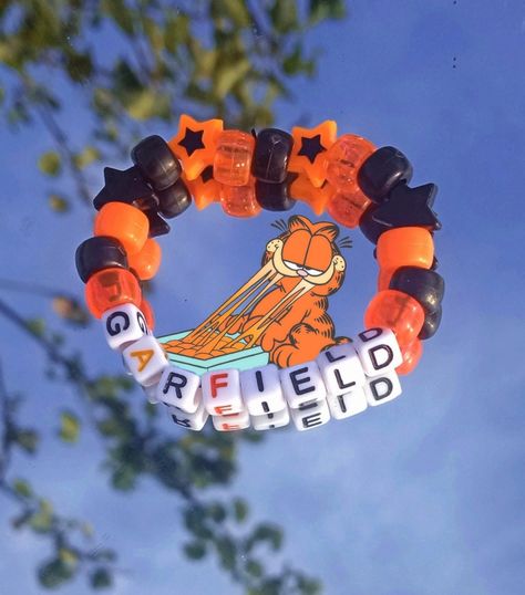 Kandi Garfield, Garfield Necklace, Garfield Bracelet, Kandi Bracelets Ideas Cuffs, Garfield Kandi, Kandi Bracelets Ideas, Pulseras Kandi, Kandi Inspo, Diy Kandi Bracelets