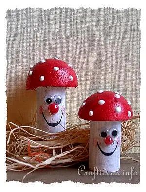 Styrofoam Ball Crafts, Cork Crafts Christmas, Wine Cork Diy Crafts, Wine Cork Ornaments, Cork Projects, Mushroom Crafts, Cork Diy, Wine Craft, Wine Cork Crafts