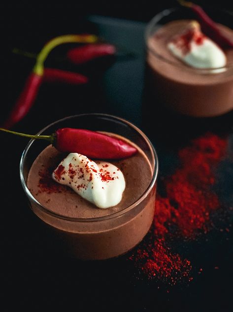 Spicy Dessert Recipes, Chilli Chocolate Recipes, Mexican Chocolate Mousse, Spicy Chocolate Pudding, Espresso Chocolate Mousse, Dark Chocolate Mousse Recipe, Easy Dark Chocolate Mousse, Spicy Desserts, Chilli Chocolate