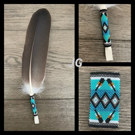 Beaded Eagle Feathers Pattern, Beaded Feathers Native American, Beaded Eagle Feathers, Beaded Feather Pattern, Feather Beading, Native Feathers, Indigenous Crafts, Beaded Feathers, Native American Feathers