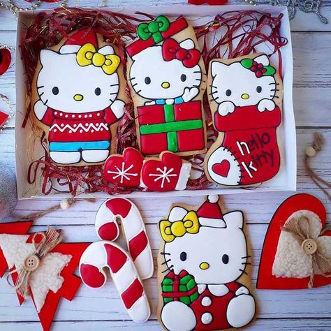 Hello Kitty Xmas, Christmas Cookies Ideas, Christmas Stocking Cookies, Kitty Cookies, Christmas Hello Kitty, Hello Kitty Cookies, Christmas Package, Candy Cane Cookies, Cookies Ideas