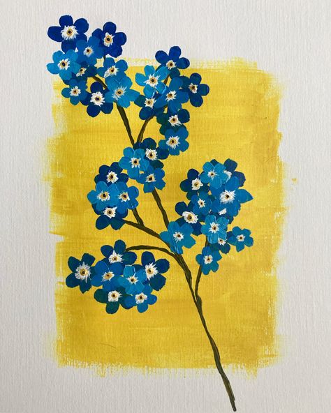 Acrylic Forget Me Not, Fun Easy Paintings Aesthetic, Tiny Flower Painting Acrylic, Easy Small Acrylic Painting Ideas, Yellow Flower Painting Easy, Mini Flowers Painting, Forget Me Nots Painting, Forget Me Not Painting Acrylic, Small Flower Paintings Simple