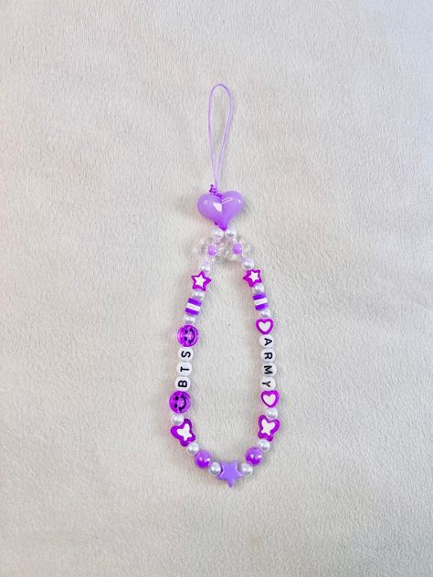 Handmade . Please allow us 1-3 to make it. Can be make into keychain. Another design can be find on this link https://www.etsy.com/shop/CozzyKpopStore?ref=profile_header&section_id=37265289 Phone Strap Kpop, Bts Bracelets, Kpop Keychain, Bts Bracelet, Fancy Jewelry Necklace, Strap Phone, Bracelets Design, Diy Bracelet Designs, Phone Charms