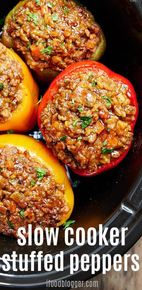 Best beef and pork stuffed bell peppers. Cook them in a slow cooker, on the stove or in the oven. | ifoodblogger.com Slow Cooker Stuffed Peppers, Beef And Pork, Slow Cooked Meals, Crockpot Dishes, Best Slow Cooker, Minced Meat, Crockpot Recipes Slow Cooker, Peppers Recipes, Crock Pot Cooking