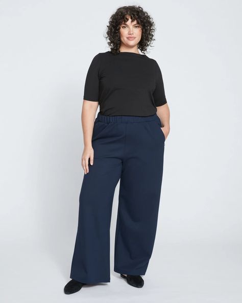 Stephanie Wide Leg Pants - Navy | Universal Standard Comfortable Business Casual, Capsule Style, Wide Leg Trousers Outfit, Plus Size Wide Leg Pants, Puffer Vest Fashion, Wide Leg Pants Outfit, Athleisure Pants, Wardrobe Refresh, Travel Capsule