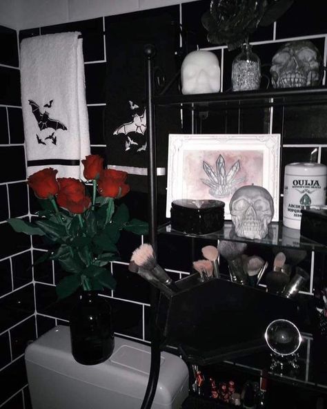 Dark Home Aesthetic, Casa Rock, Goth Apartment, Spooky Bathroom, Emo Room, Exterior Wall Art, Glass Railings, Wall Art Photo, Dark Home Decor