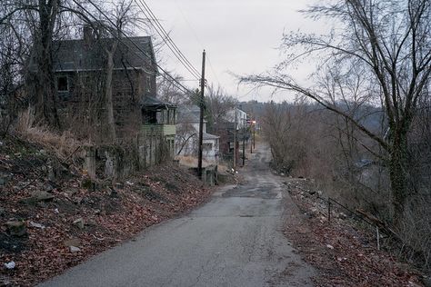 Portra 160, Apocalypse Aesthetic, Midwest Emo, American Gothic, Southern Gothic, Kodak Portra, The Grove, Zombie Apocalypse, Abandoned Places