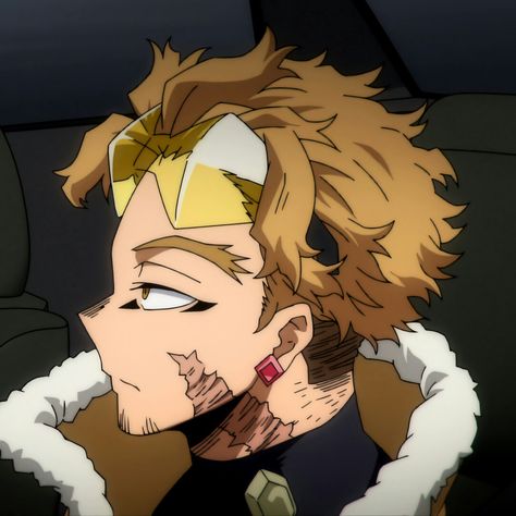 Hawks Bnha Short Hair, Hawks Short Hair, Hawks Pfp, Hawks Keigo Takami, Hawks Mha, Hawks Bnha, Hawk Pictures, Keigo Takami