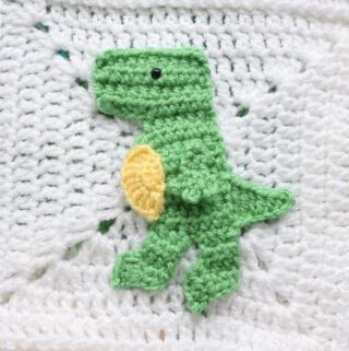 Free Crochet Patterns - Maria's Blue Crayon Crochet Granny Square Dinosaur, Dinosaur Granny Square, Crocheting Basics, Crochet T-rex, Dinosaur Applique, Crocheted Squares, Crochet Dinosaur Patterns, Crochet Applique Patterns Free, Blue Crayon