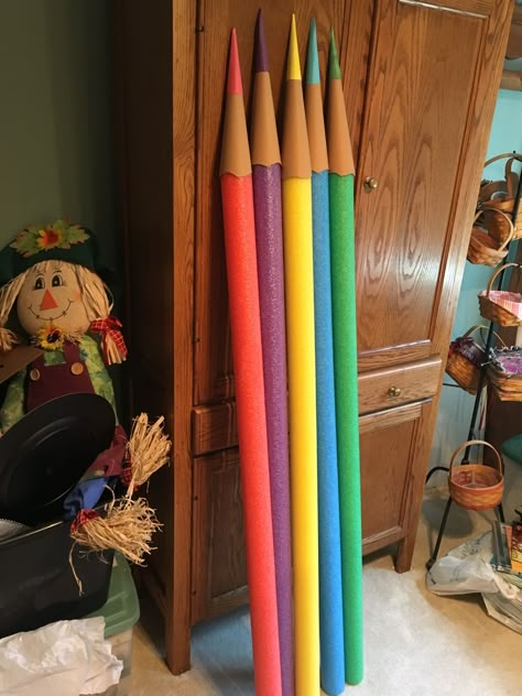 How To Paint Pool Noodles, Pool Noodle Pencil Diy, Giant Pencil, Pool Noodle Crafts, Painting Birthday Party, Vbs Themes, Painting Birthday, Art Classroom Decor, Art Birthday Party