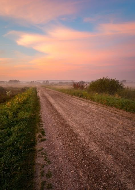 Dirt Road Tattoo Ideas, Country Dirt Road Aesthetic, Gravel Road Aesthetic, Dirt Road Aesthetic, Country Road Aesthetic, Dirt Aesthetic, Friendship Aesthetics, Ze Mole, Southern Aesthetic