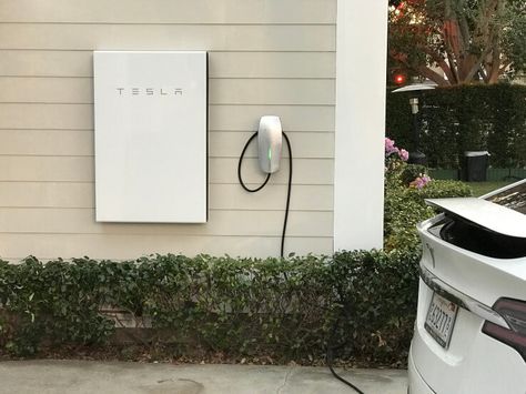 Tesla Energy, Tesla Charger, Tesla Solar Roof, Cheap Solar Panels, Science Energy, Solar Tiles, Tesla Solar, Solar Garden Lanterns, Solar Shingles