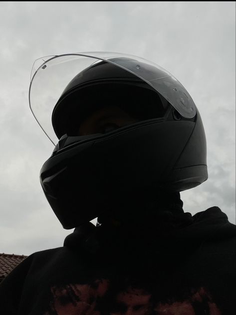 Helmet Selfie, Bike Boy, Motorcycle Helmet, Motorcycle Helmets, Yeezy Boost, Profile Photo, Adidas Yeezy, Adidas Yeezy Boost, Neymar