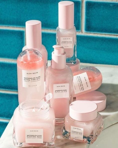 20 Instagrammable Beauty Brands That You Need On Your Shelf - Society19 Koleksi Makeup, Watermelon Glow Sleeping Mask, Skin Care Routine Order, Types Of Skin, Pretty Skin Care, Pretty Skin, Bath And Body Care, Beauty Skin Care Routine, Skin Care Essentials