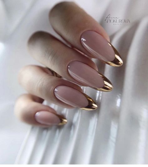 Metallic Nails Design, Gold Chrome Nails, Beauty Hacks Nails, Nagel Tips, Gold Nail, Rose Gold Nails, Metallic Nails, Classy Nails, Chic Nails