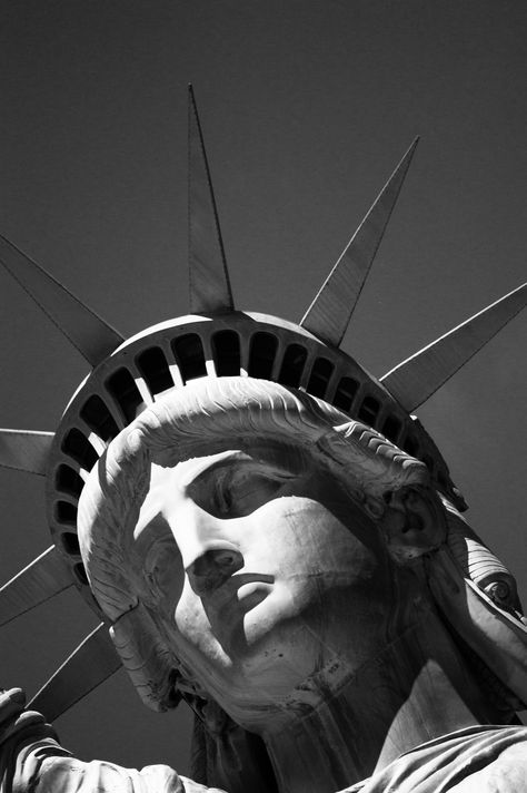 Statue of Liberty New York. Black and White head shot Statue Of Liberty Black And White, Statue Of Liberty Close Up, New York Black And White Aesthetic, New York Aesthetic Black And White, New York Statue Of Liberty Aesthetic, Iconic Black And White Photos, Blue Sisters, Statue Of Liberty Drawing, Photos From History