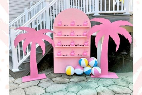 beach themed party ideas Retro Beach Party, Indoor Beach Party, Pics To Recreate, Retro Miami, Engagement Party Themes, Indoor Beach, Coastal Calm, Themed Party Ideas, Disney Frames