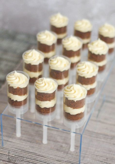 Gingerbread Push Pops Push Pops Recipes, Push Pop Desserts, Moist Gingerbread Cake, Moist Gingerbread, Push Cake, Cake Push Pops, Push Up Pops, Thanksgiving Pie, Push Pop