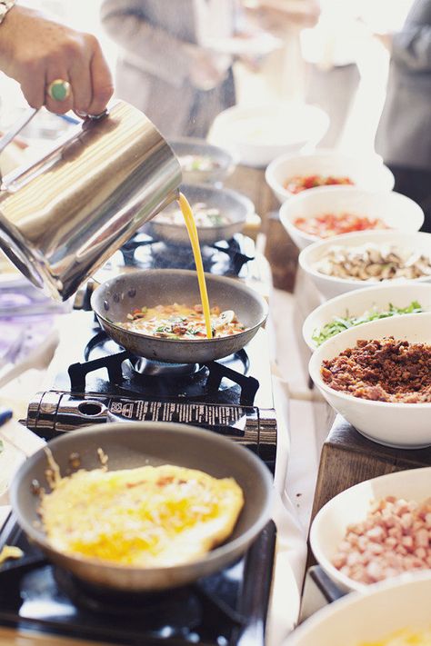 Omelette Bar, Wedding Brunch Reception, Dinner Reception, Gourmet Breakfast, Breakfast Party, Reception Food, Wedding Reception Food, Food Stations, Mothers Day Brunch