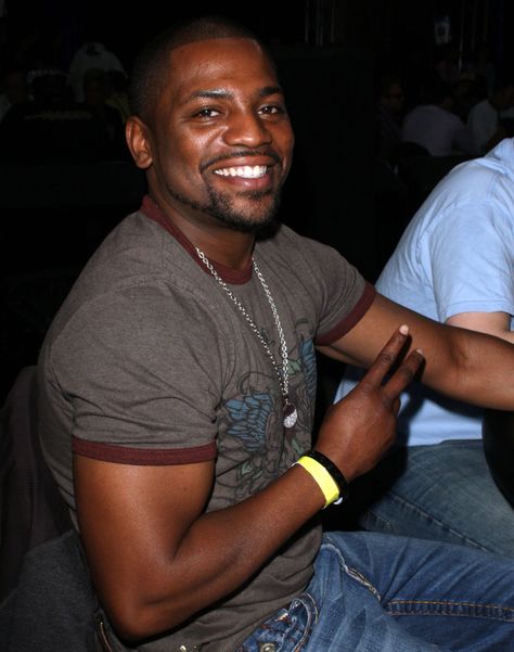 Mekhi Phifer Mekhi Phifer, Capricorn Rising, Hip Hop Classics, Friday Weekend, Native Art, Happy Friday, Manga Anime, Hip Hop, Celebrities