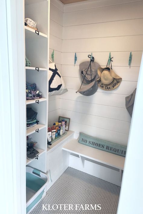 Pool House Mudroom, Pool House Changing Room Ideas, Tiny Pool House Interior, Shed Pool House Ideas Interior, Pool House Must Haves, Pool House Organization, Outdoor Pool Changing Room Ideas, Pool Room Ideas Swimming, Pool Changing Area