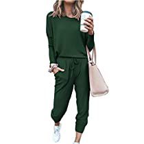 Check this out on Amazon Lounge Wear Sets, Gifts Sister, Pijamas Women, Sweatpants With Pockets, Sweat Suit, Sweatsuit Set, 80s Outfit, Concert Outfits, Mom Christmas